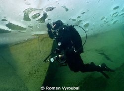 Under the ice.
The exhaled air under the ice, we were in... by Roman Vyroubal 